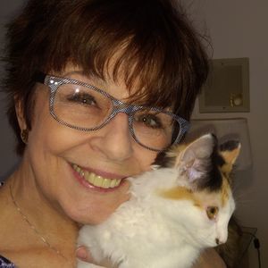 Meet your Posher, Paula